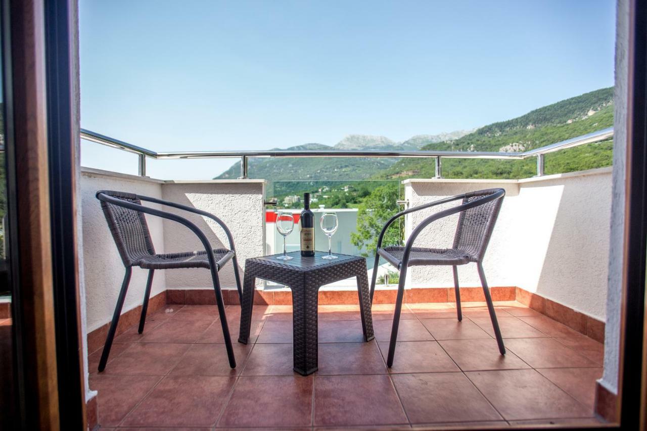 Hotel Odissey Jaz Budva Exterior photo
